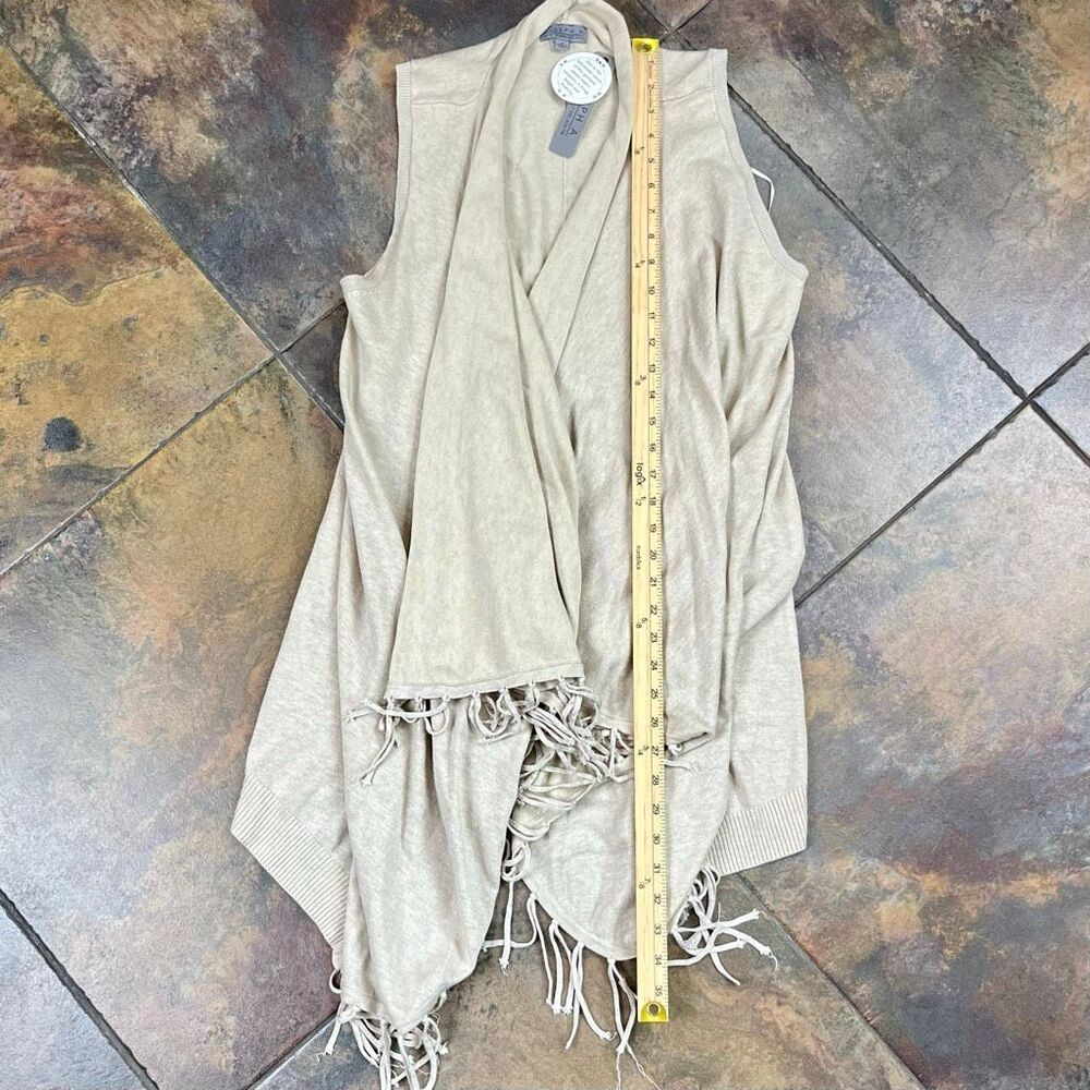 New! Nwt Joseph A Beige Knit Open-Front Vest Fringe Hem Cardigan Small — image 6 of 8